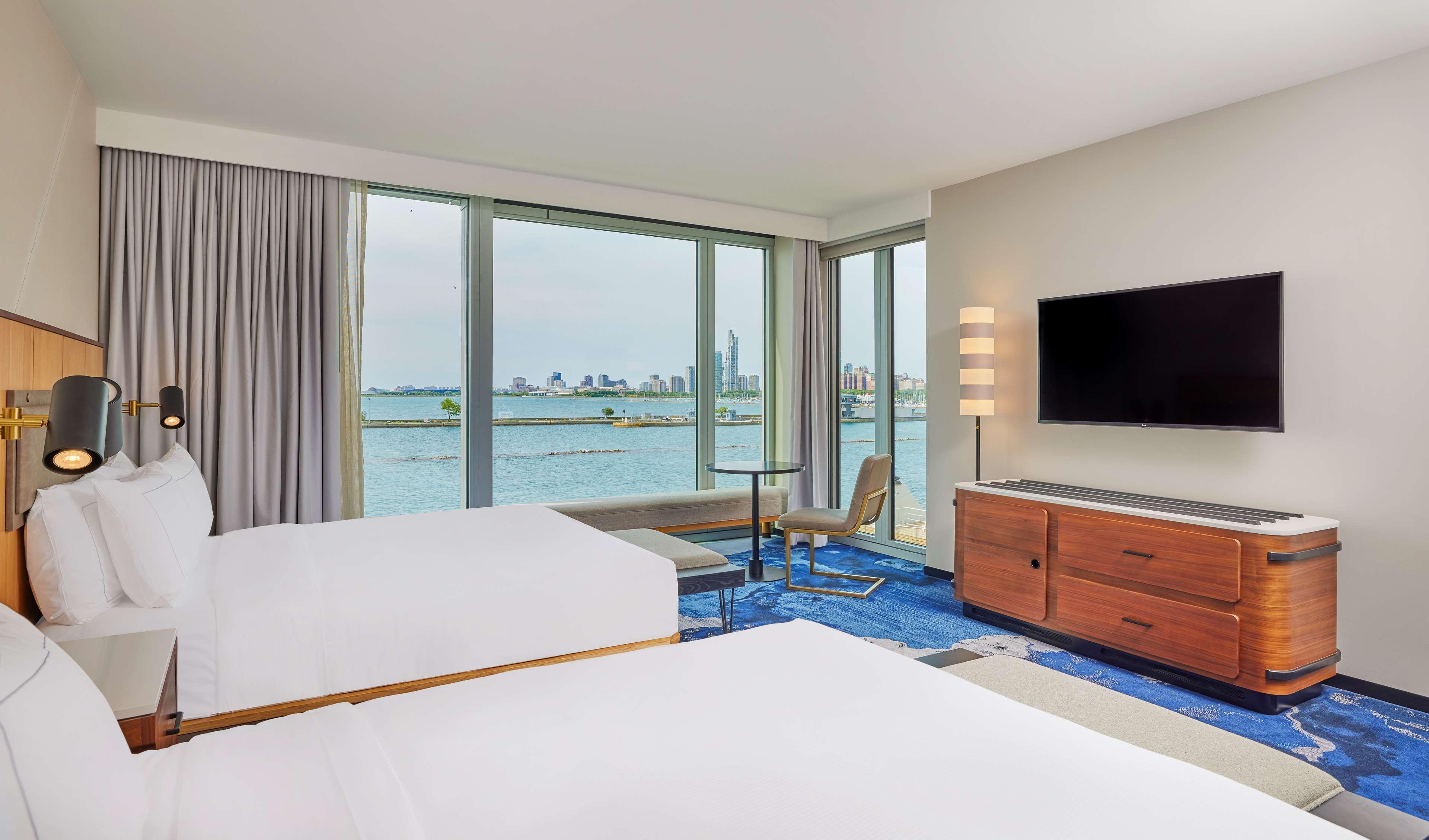 Отель Sable At Navy Pier Chicago, Curio Collection By Hilton Экстерьер фото