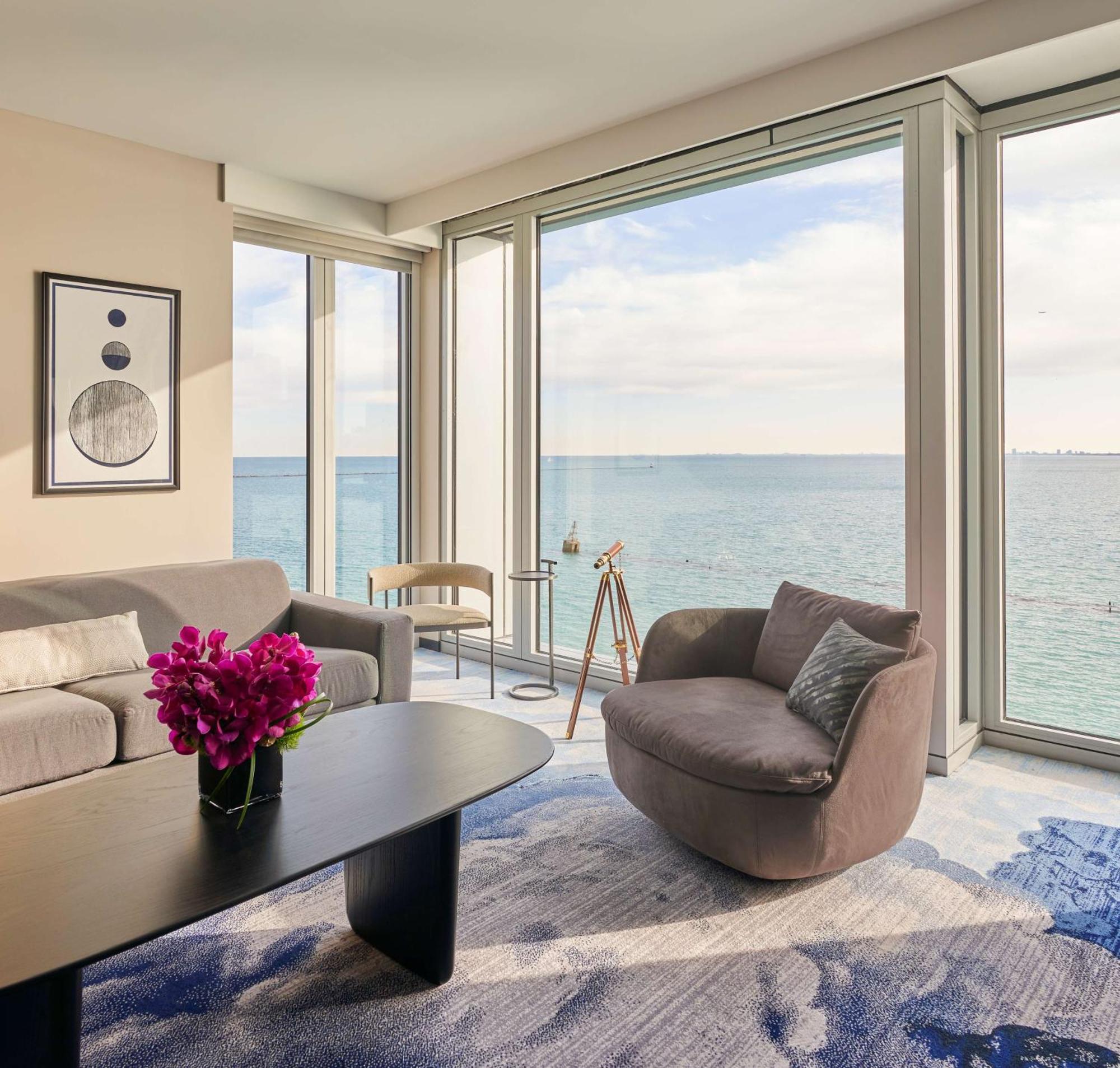 Отель Sable At Navy Pier Chicago, Curio Collection By Hilton Экстерьер фото