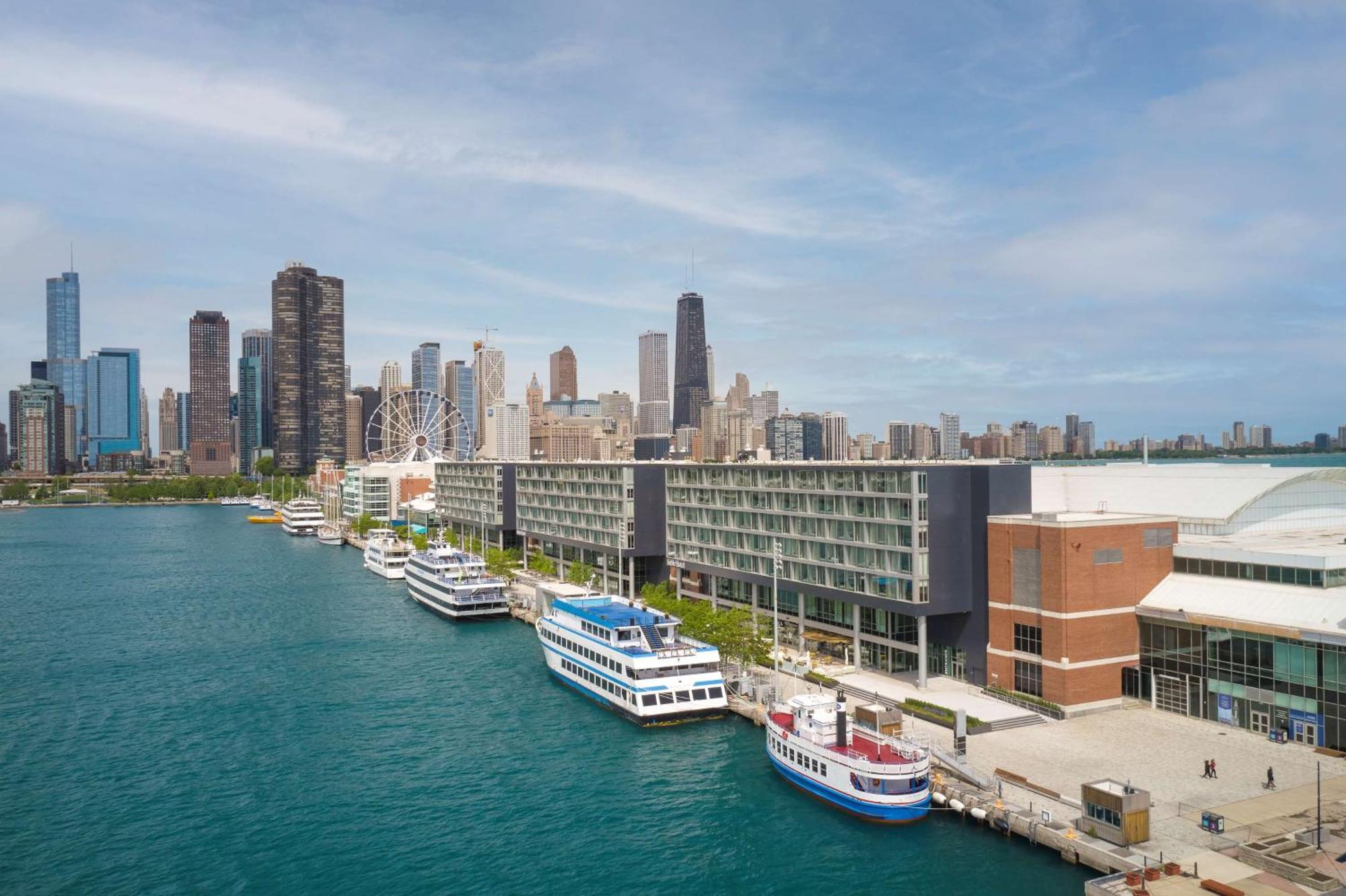 Отель Sable At Navy Pier Chicago, Curio Collection By Hilton Экстерьер фото