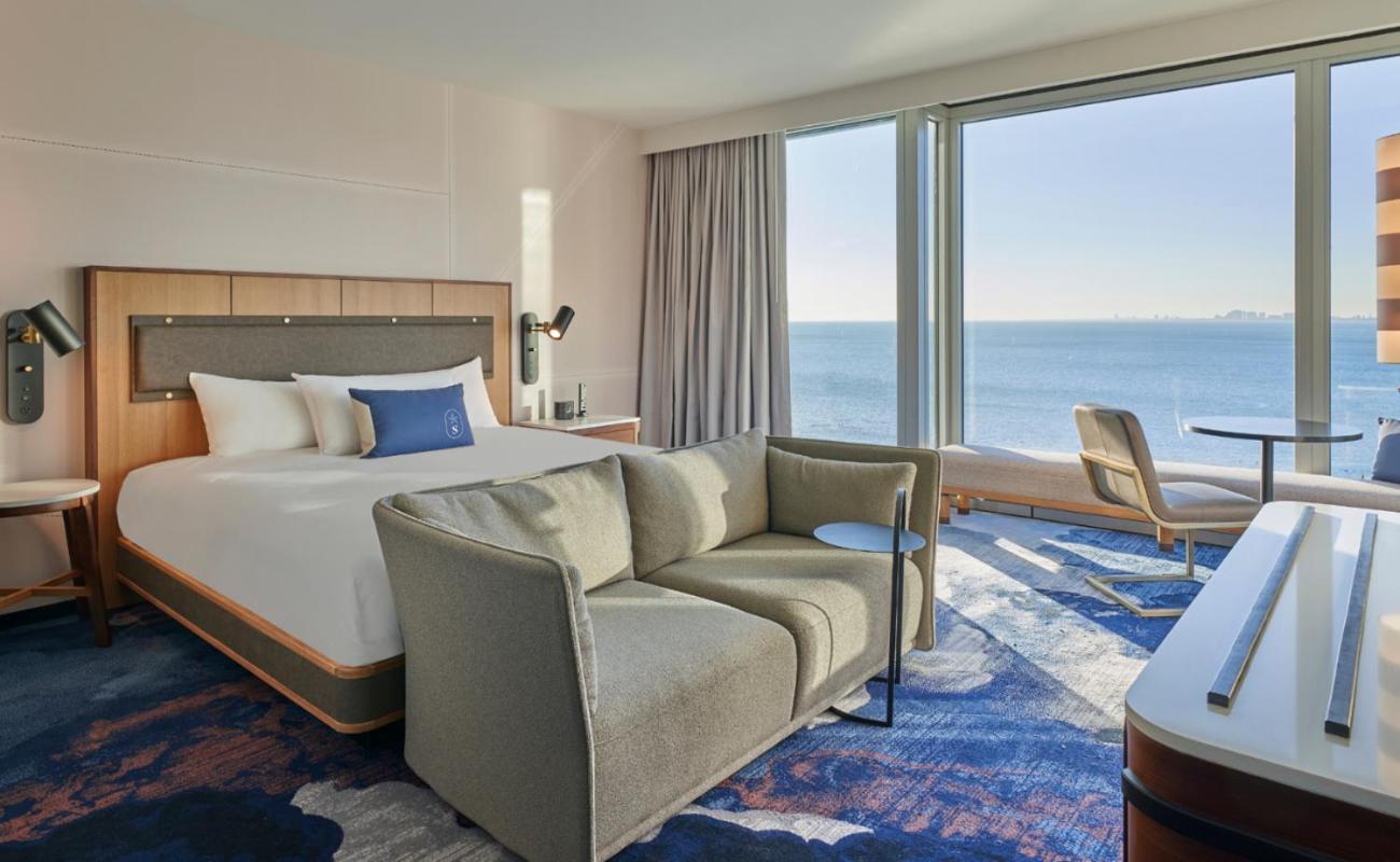 Отель Sable At Navy Pier Chicago, Curio Collection By Hilton Экстерьер фото